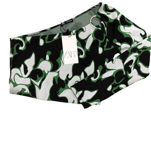 Zara Asymmetrical One Shoulder Green and Black Crop Top